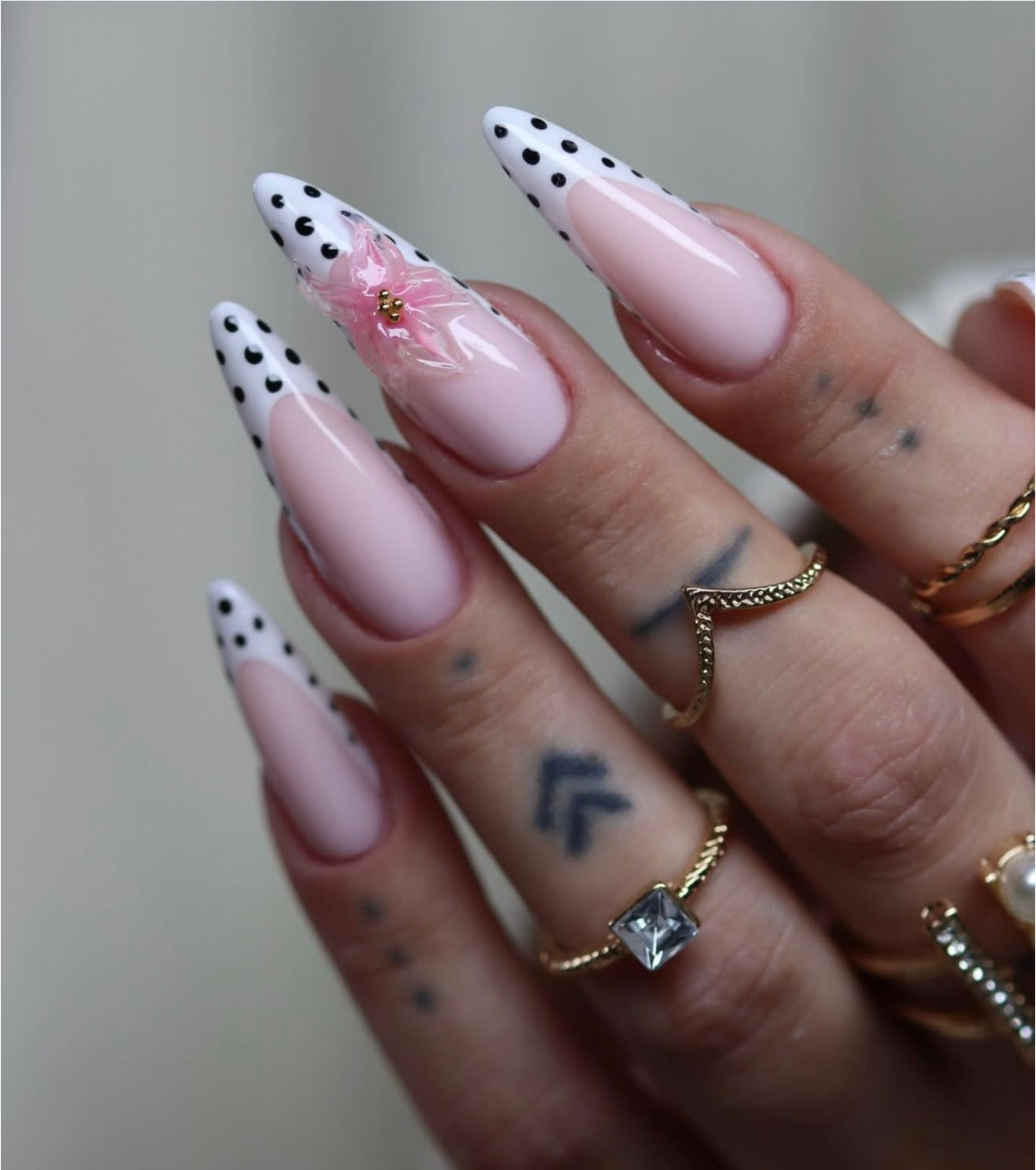 TEA ROSE